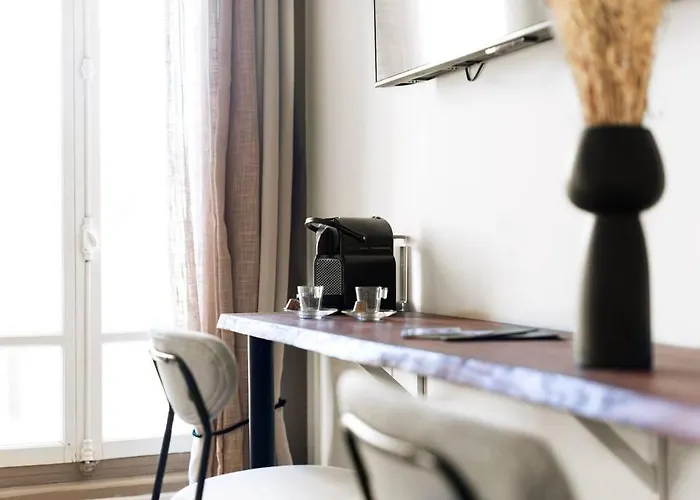 Lägenhet L'eveche/ Clim/ Vue/ Confort *