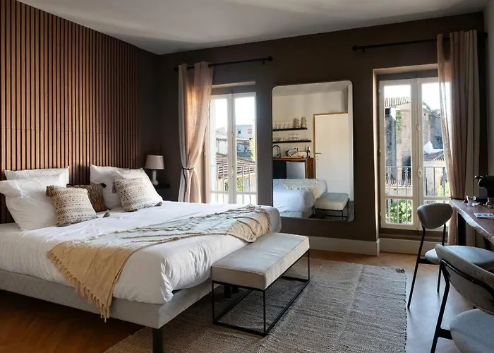 Lägenhet L'eveche/ Clim/ Vue/ Confort *